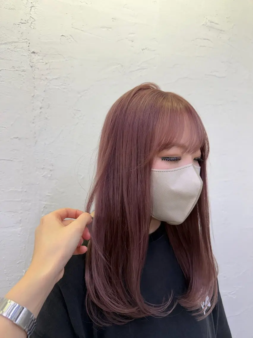セミロング ヘアカラー Misora 🌼のヘアスタイル