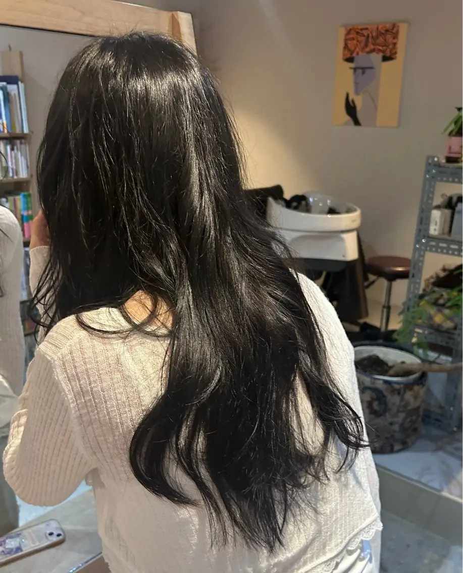ロング カラー ブラウンカラー ヘアカラー yokoyama hinanoのヘアスタイル