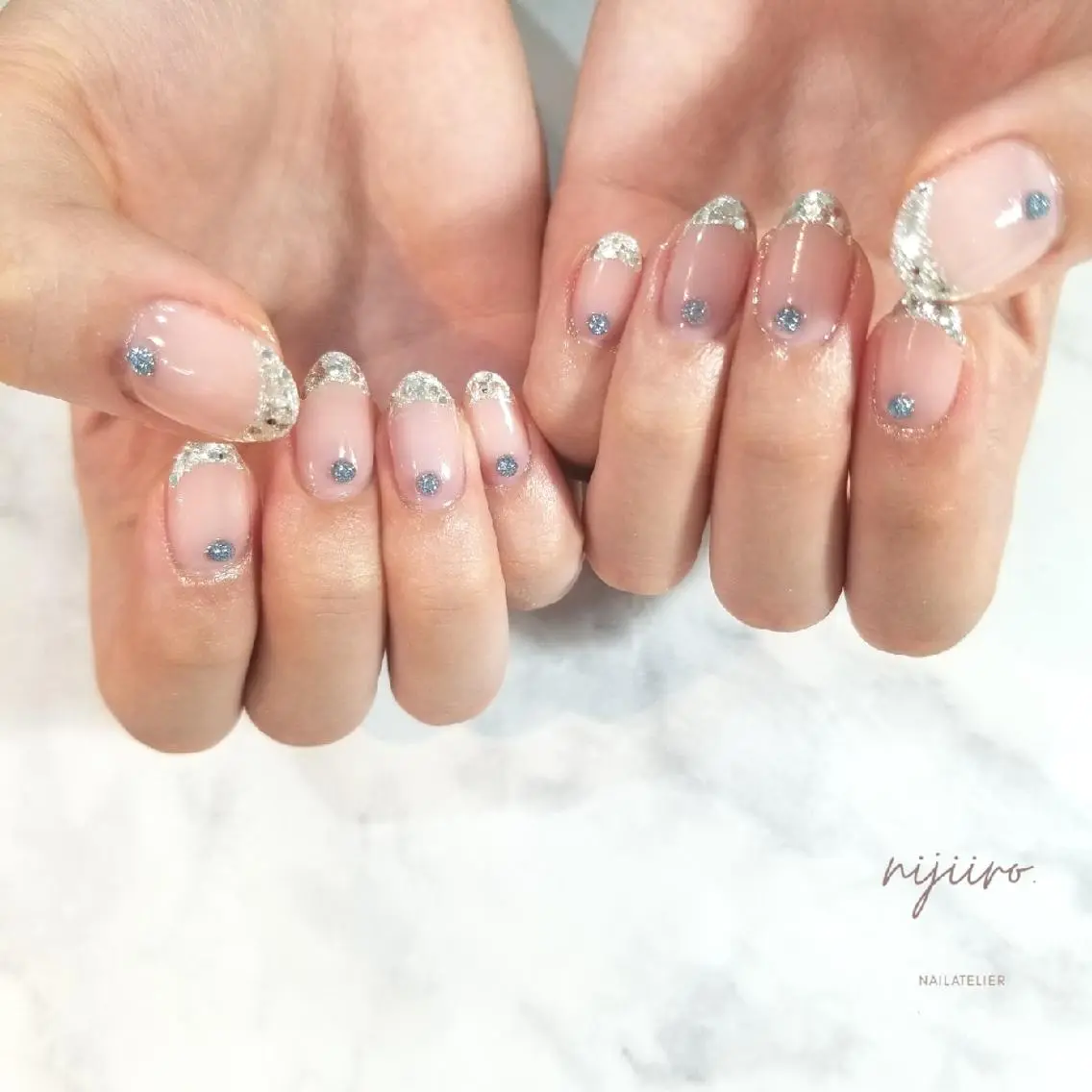 ネイル フレンチネイル ガラスフレンチ ラメ(グリッター) ハンドネイル nijiiro🌈 サトウのネイルデザイン