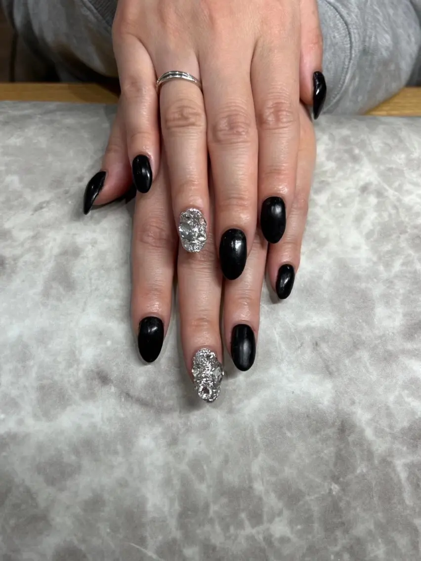 ネイル ハンドネイル 長谷川 奈緒美のネイルデザイン