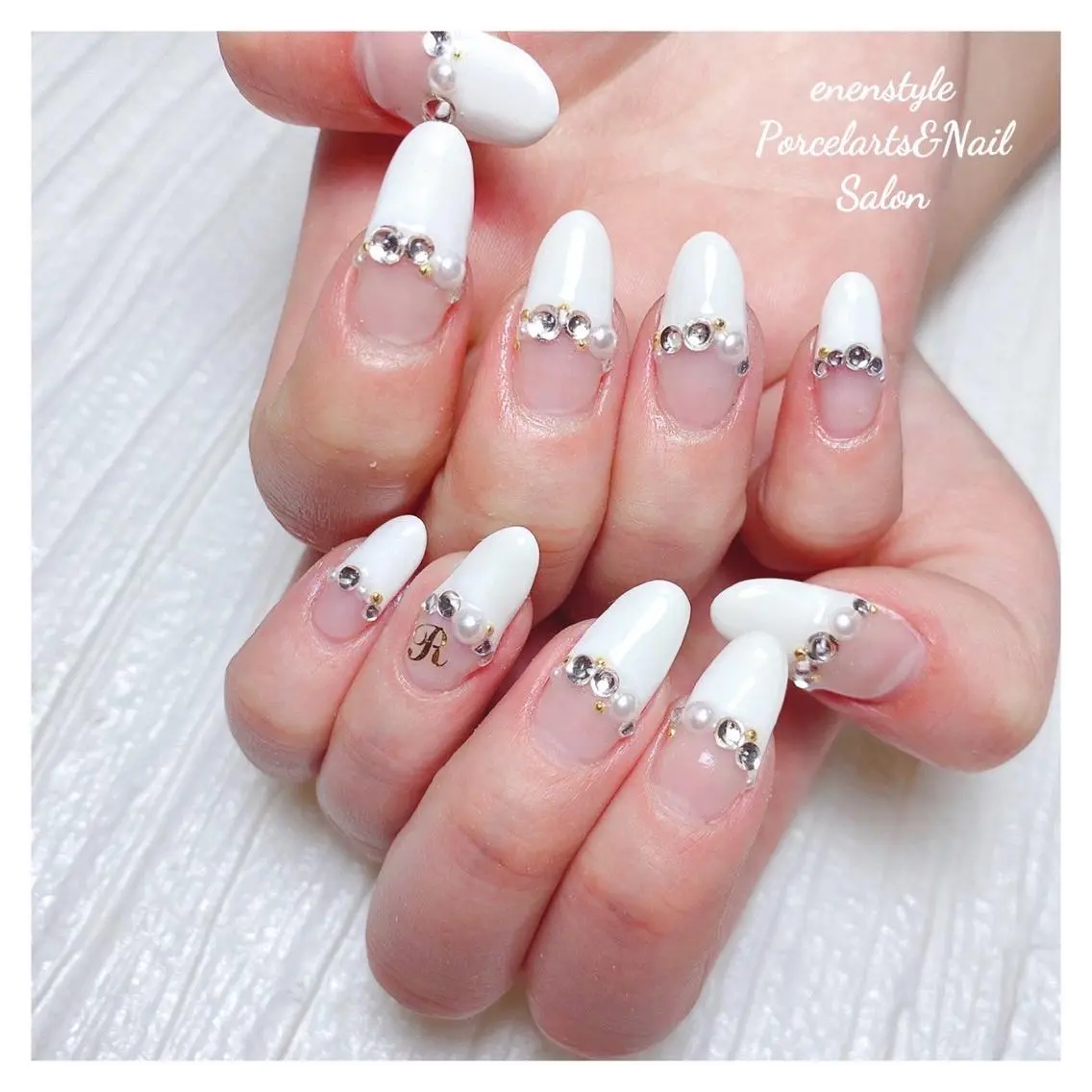 ミディアム ネイル 🐾enen style 🐾のネイルデザイン