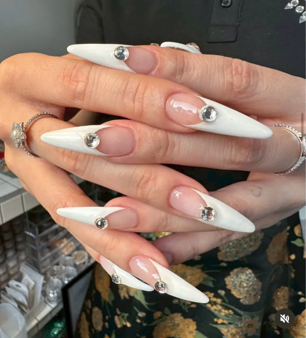 ネイル ハンドネイル SHIORI 📍渋谷 / 円山町のネイルデザイン