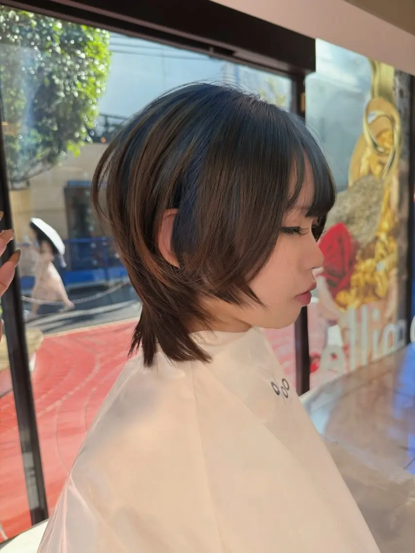 ショート カラー ブリーチ デザインカラー ミント 似合わせカット ヘアカラー トリートメント ヘアセット HARUNA/原宿/ デザイン/カットのヘアスタイル