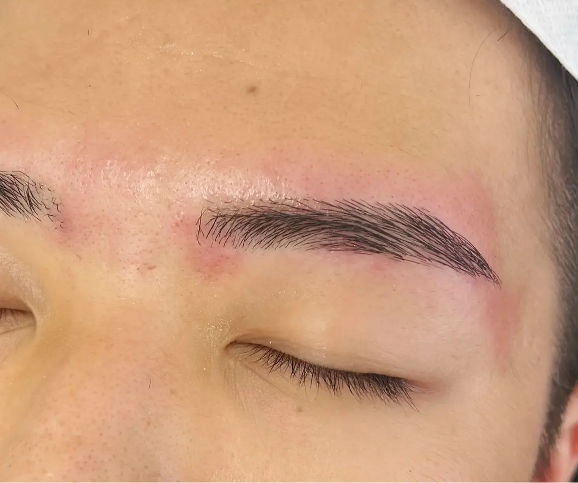 アイブロウ eyesalon 向日葵のマツエク・マツパデザイン