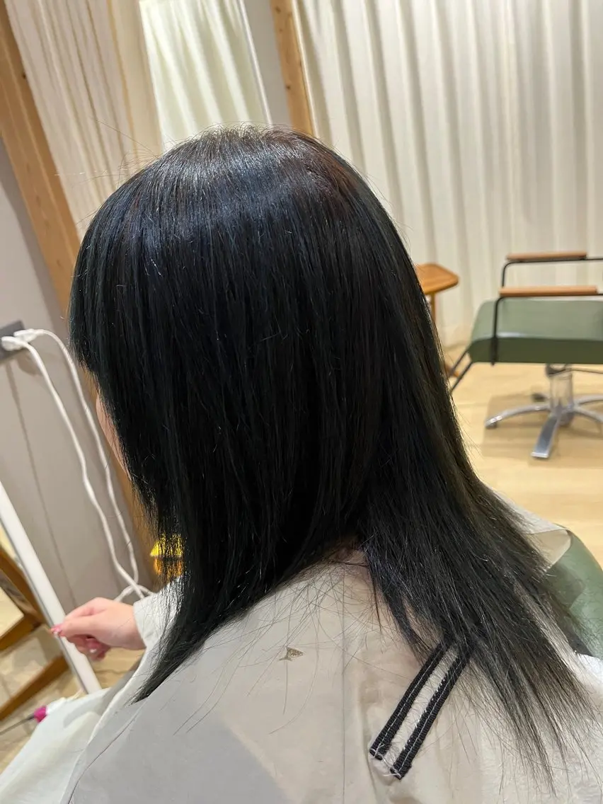 カラー ブルーカラー ハイライトカラー 菊池 蓮のヘアスタイル
