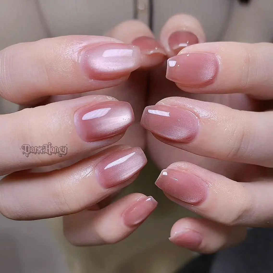 ネイル マグネットネイル ハンドネイル Dark Honey karinのネイルデザイン