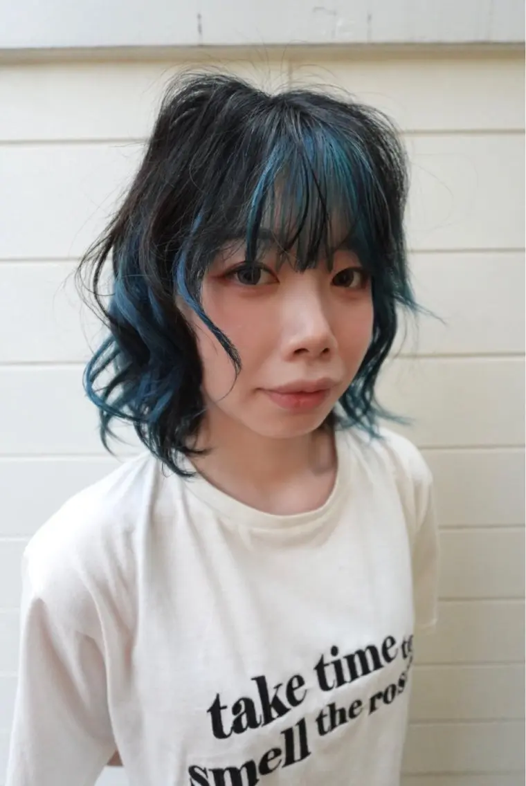 ショート カラー ヘアカラー トリートメント MIMI🌻໋᳝݊ 個性派カラー⑅ ⸝꙳のヘアスタイル