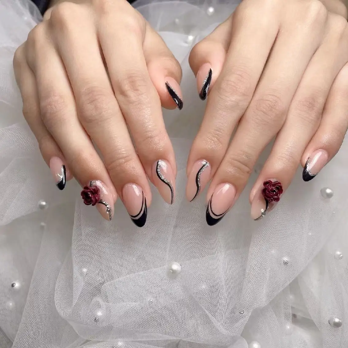 ネイル ENsalon AKIRAのネイルデザイン
