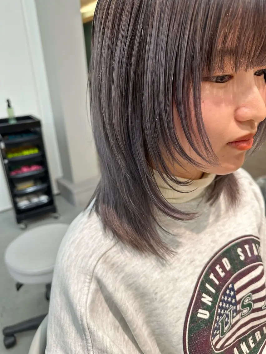 ミディアム レイヤーカット 松本 莉央のヘアスタイル