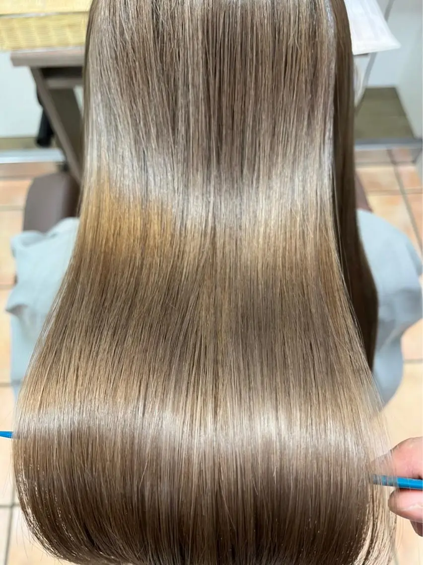 ブリーチ毛対応✂️カット+髪質改善ストレート+TOKIOトリートメントの写真