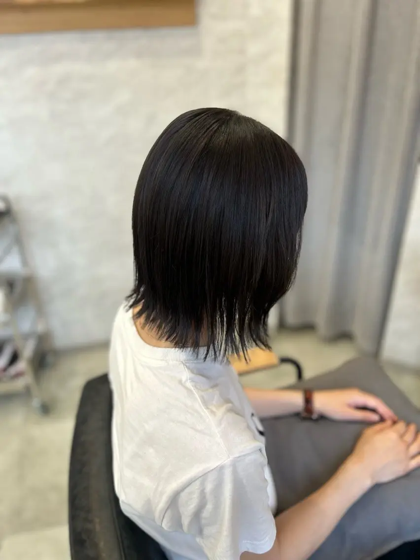 ミディアム 切りっぱなしボブ ボブ ブリーチ、カット /hiyori🌟のヘアスタイル