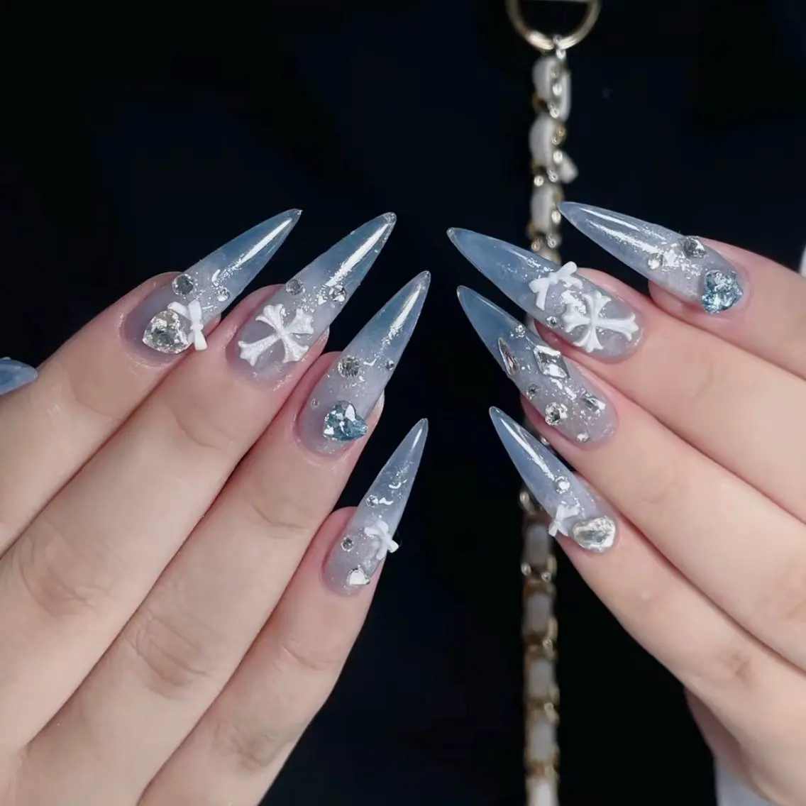 ネイル ハンドネイル Luna Gladeのネイルデザイン