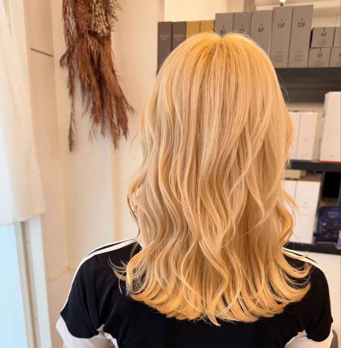 セミロング カット ヘアカラー トリートメント 日置 大智のヘアスタイル