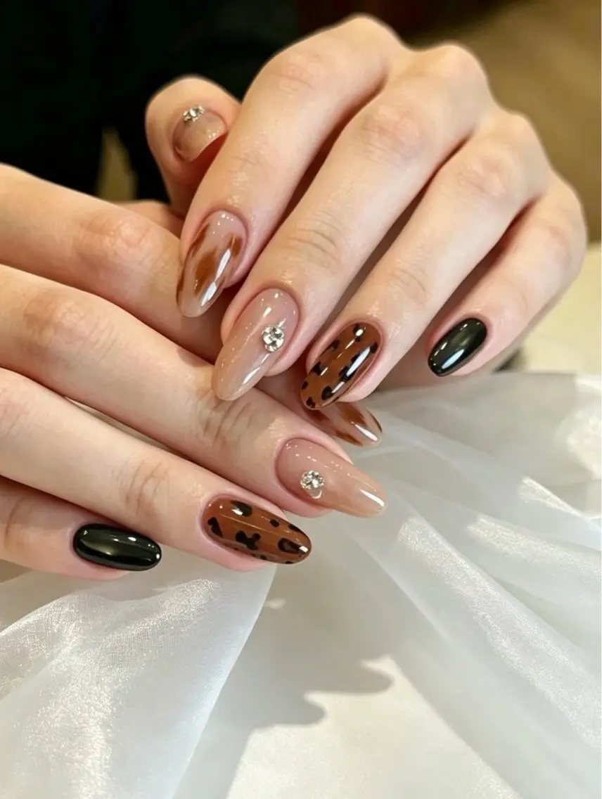 ネイル アートネイル ジェルネイル キラキラネイル 韓国ネイル オフィスネイル DAISY_NAIL 【フィルイン専門店】のネイルデザイン