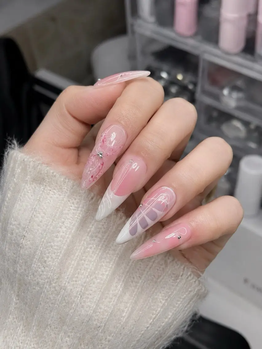 ネイル ハンドネイル ハンドケア Mika Nails 心斎橋のネイルデザイン