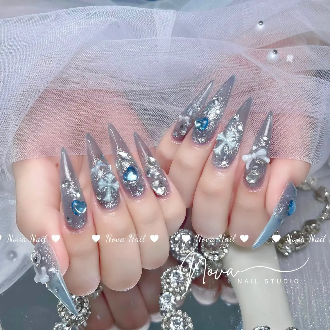 ネイル ハンドネイル ハンドケア Kitty Nail Novaのネイルデザイン