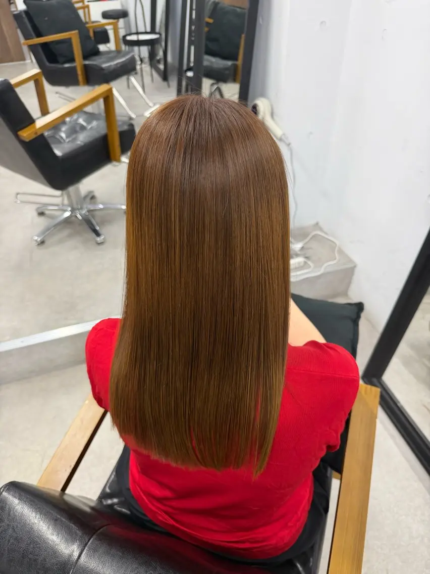 セミロング くせ毛 縮毛矯正 カット ヘアカラー 縮毛矯正 奥村 和也のヘアスタイル