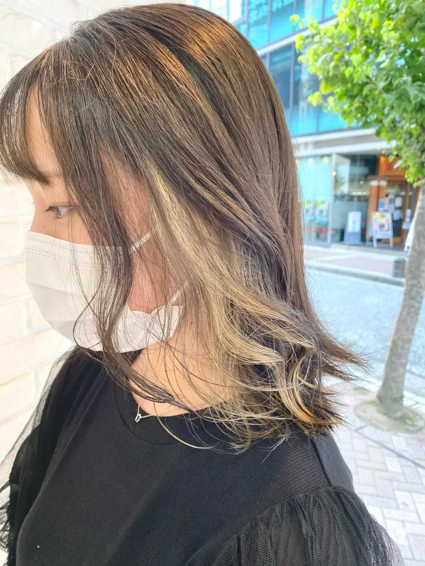【✨ポイントインナーカラー✨】ブリーチ込みポイントカラー💗の写真
