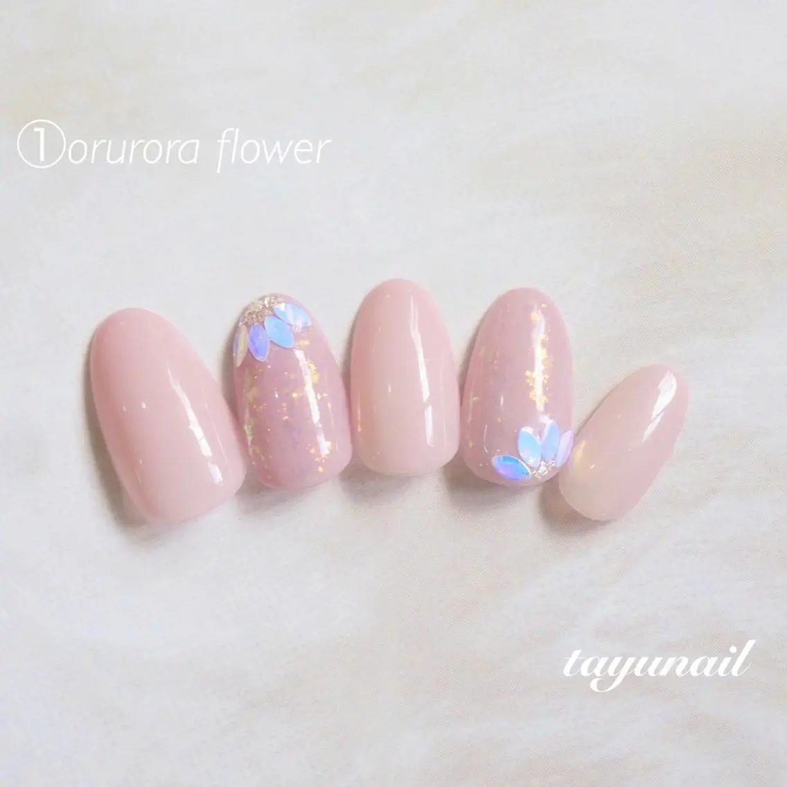 ネイル アートネイル オーロラネイル ブルー フラワーネイル フットネイル ネイルサロン 【たゆnail】のネイルデザイン