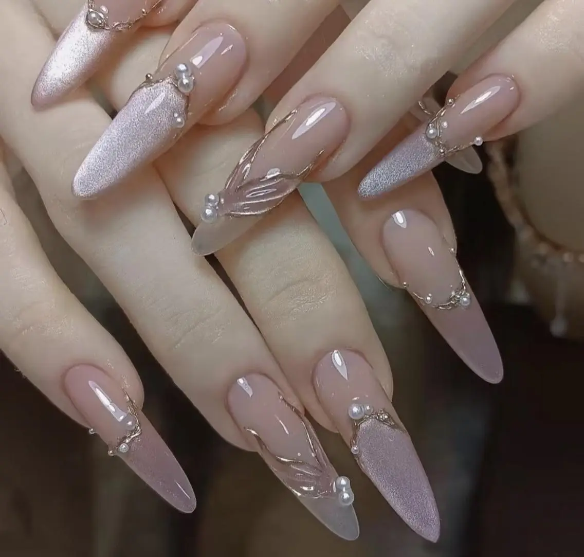 ネイル ハンドネイル 🎀 NaNa_nailのネイルデザイン