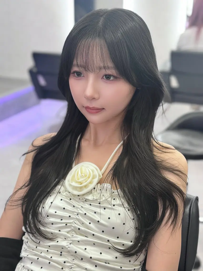 ロング カラー 顔周りカット 髪質改善 韓国風ヘア レイヤーカット トリートメント カット ヘアカラー トリートメント 盛れる顔周りカット ♥️韓国ヘア"ちぇるのヘアスタイル