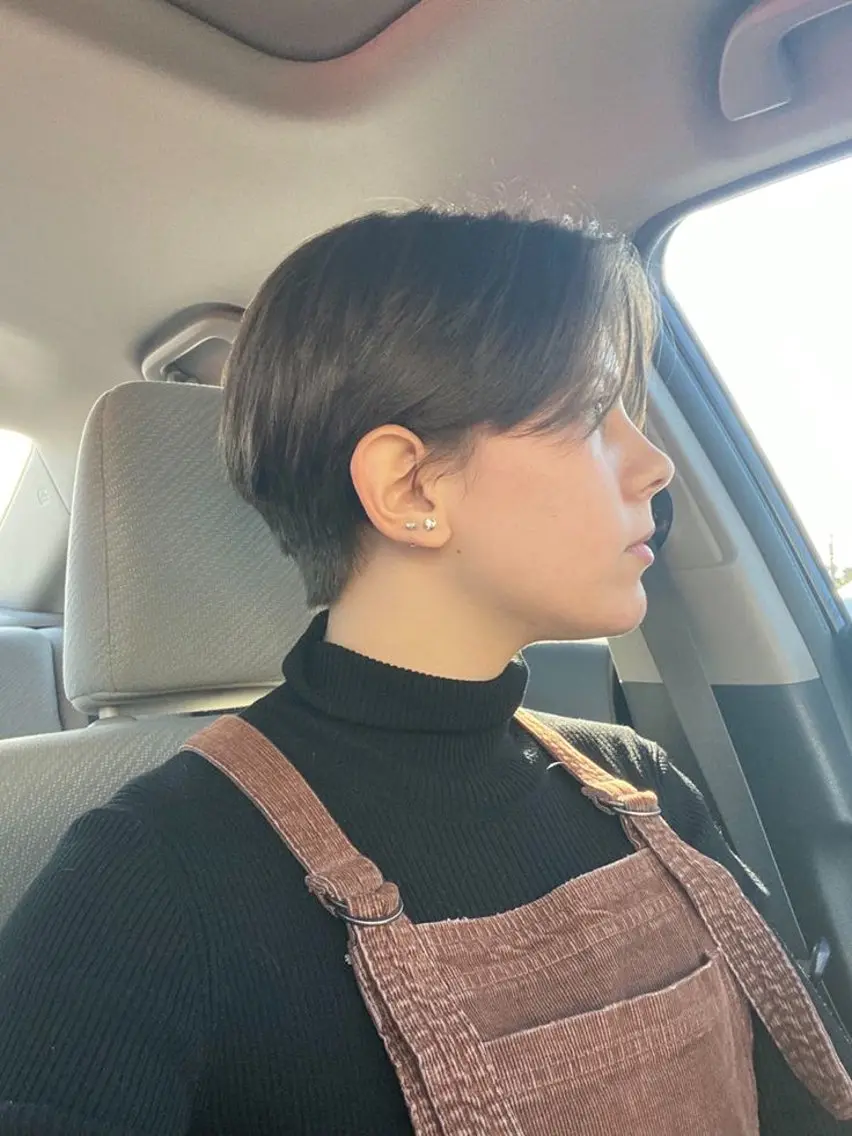 ショート soi 小島陽香のヘアスタイル