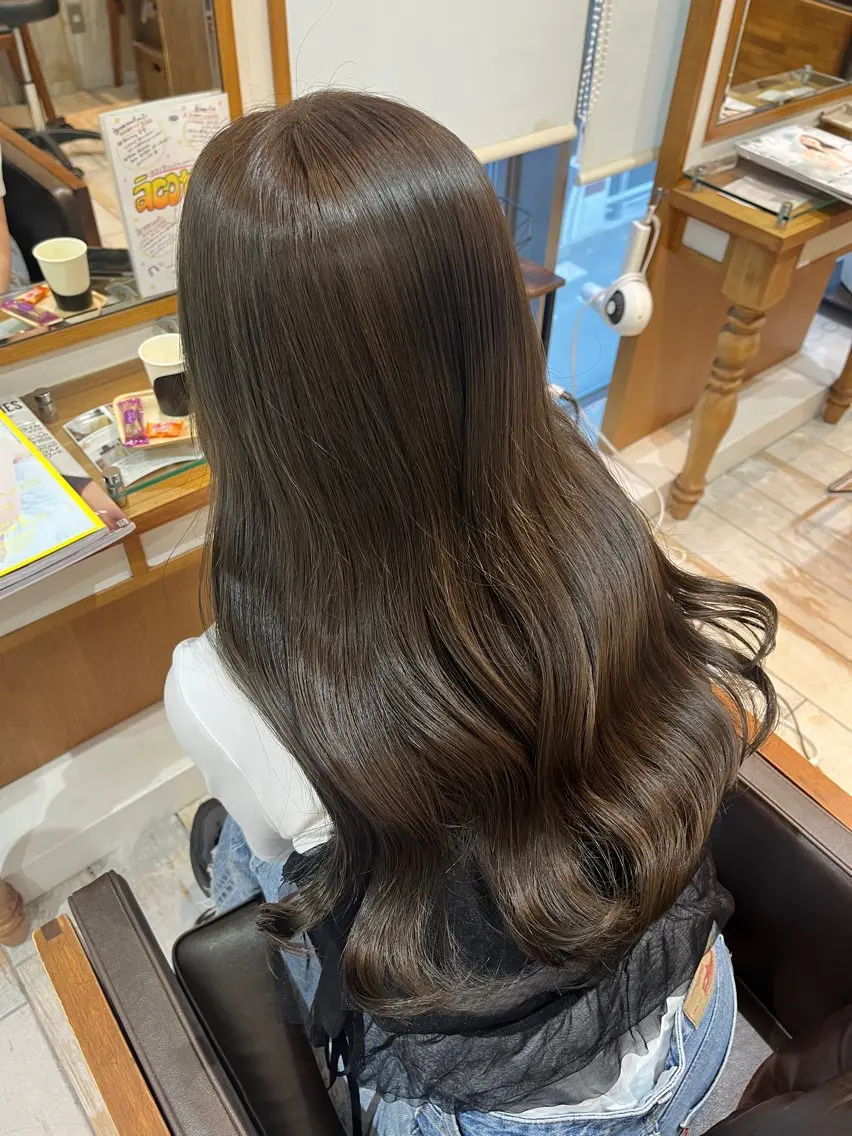 カラー Miwa🦋渋谷/ 透明感カラー/セットのヘアスタイル