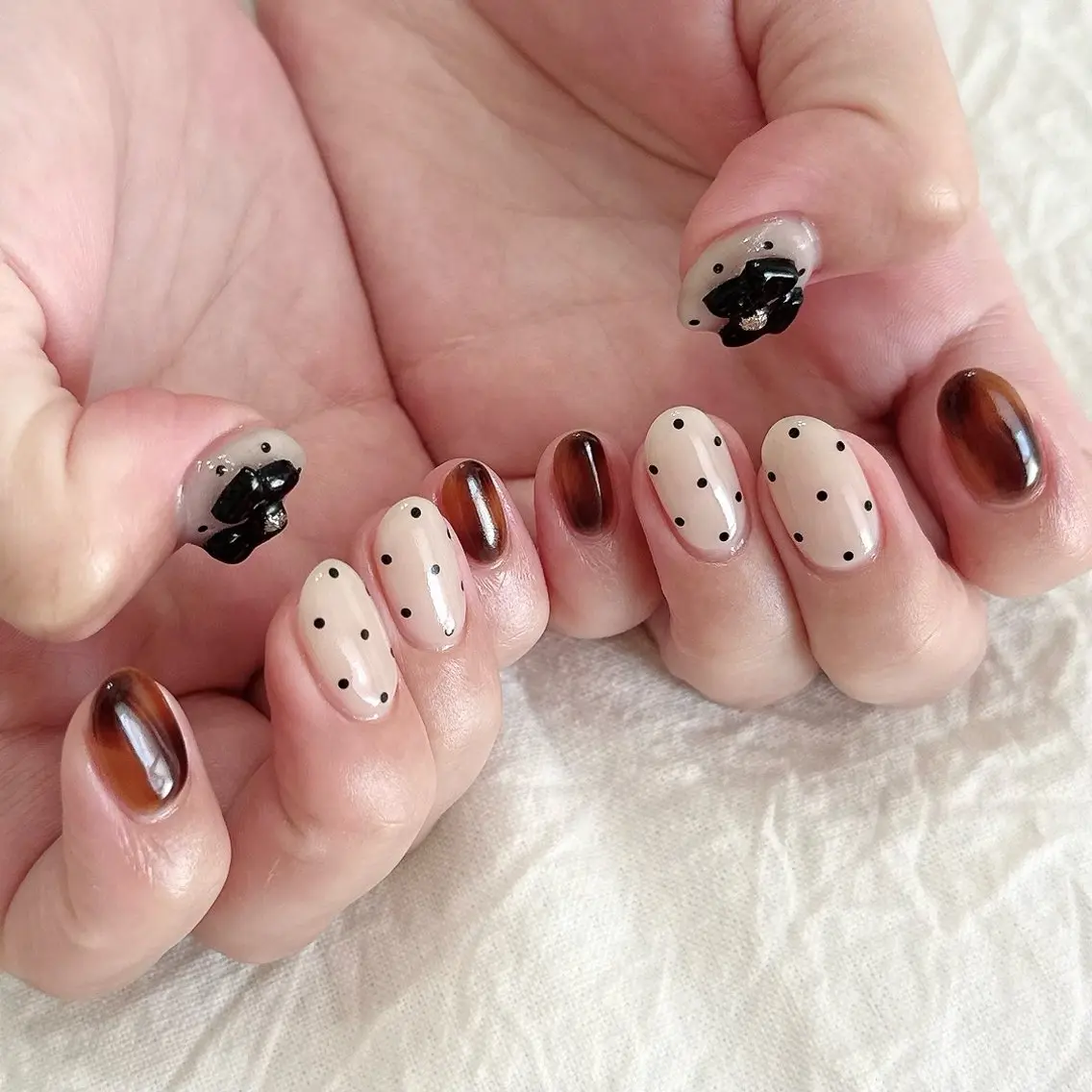 ネイル ドット リボン シンプルネイル ハンドネイル peaberry nailのネイルデザイン