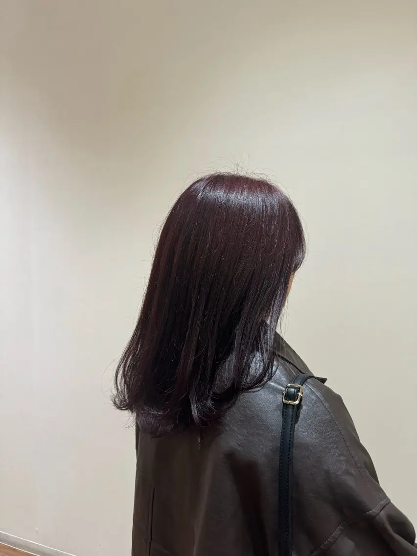カラー ボルドーカラー カット ヘアカラー HANA ☺︎のヘアスタイル