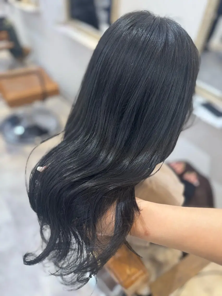 ロング カラー ベージュカラー ブリーチ ブラウンカラー 透明感カラー ダブルカラー 赤み無し柔らかカラー 【梅田】madokaのヘアスタイル
