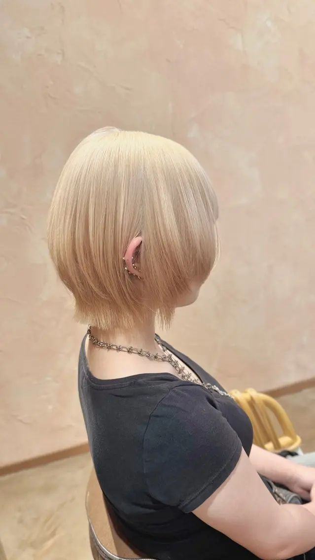 ショート カラー カット ヘアカラー れい/デザインカラー /レイヤー/髪質改善のヘアスタイル