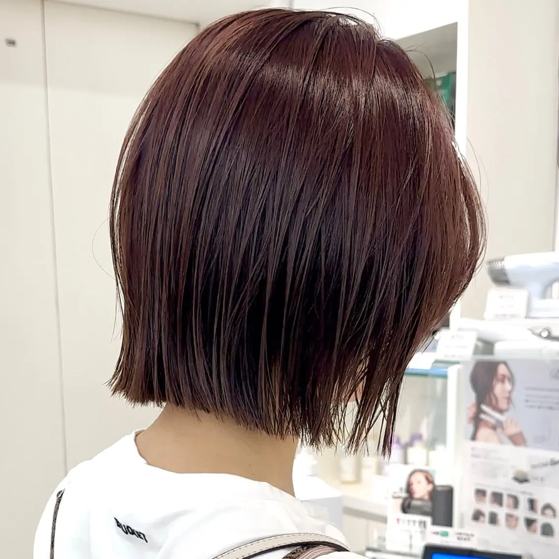 ショート カラー KONOMI スタイリストのヘアスタイル