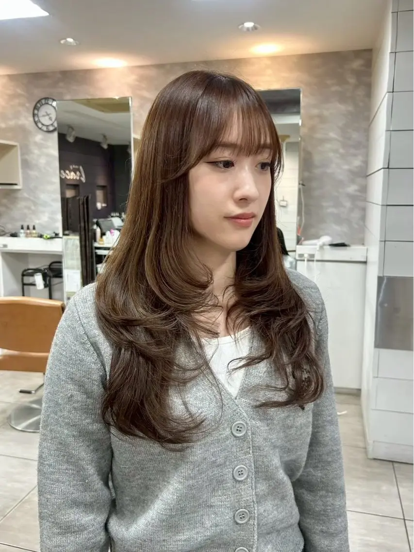 ロング カラー ヘアカラー 西岡 英菜のヘアスタイル