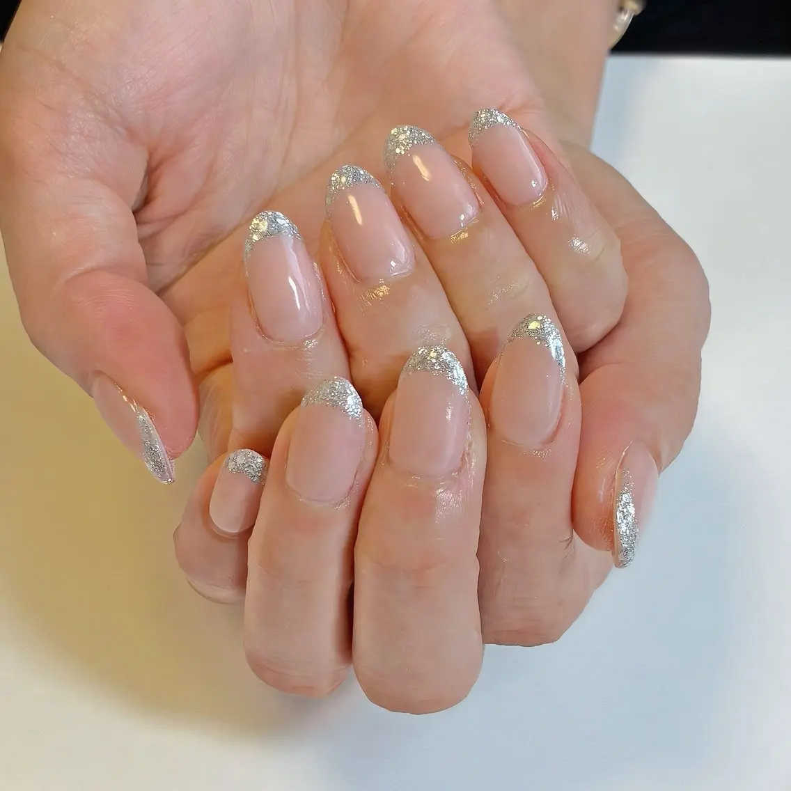 ネイル フレンチネイル ガラスフレンチ キラキラネイル ピンク ピンクベージュ ハンドネイル ネイルサロン💎 Bibiのネイルデザイン