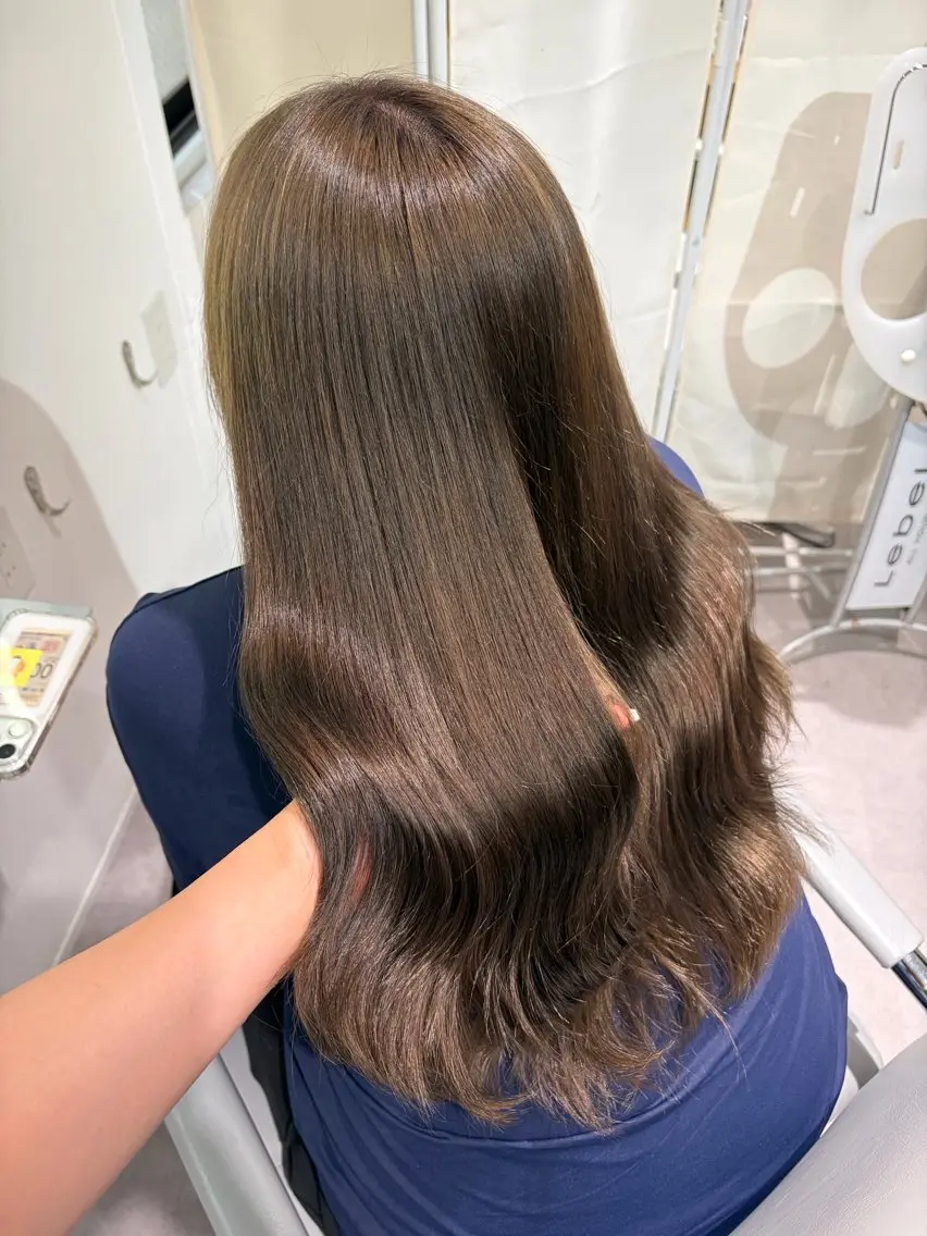 セミロング ヘアカラー トリートメント 透明感巻ける縮毛矯正 可愛いStyle杏琉のヘアスタイル