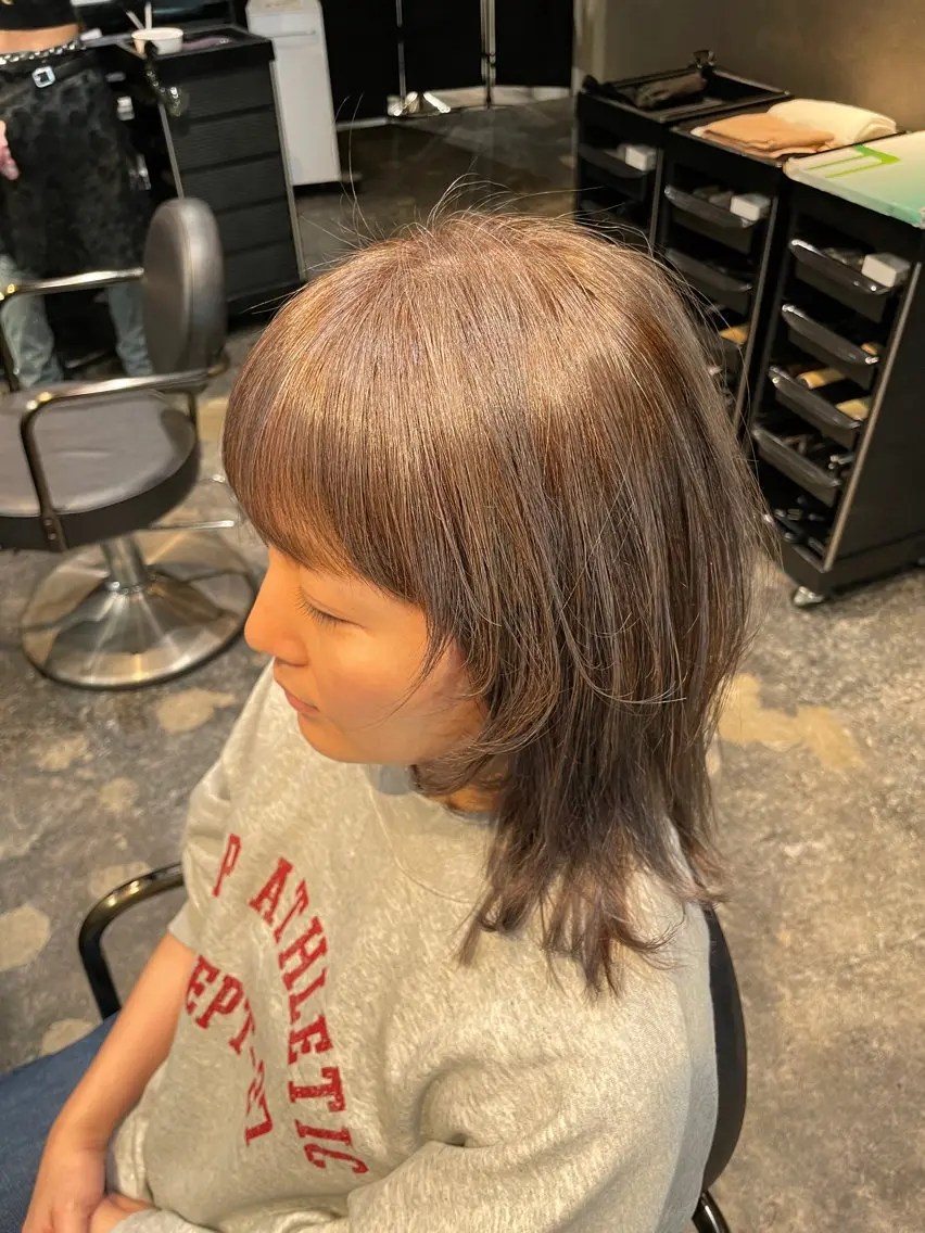 カラー バレイヤージュ ハイライトカラー 縮毛矯正専門店店長 佐々木動画モデル募集のヘアスタイル