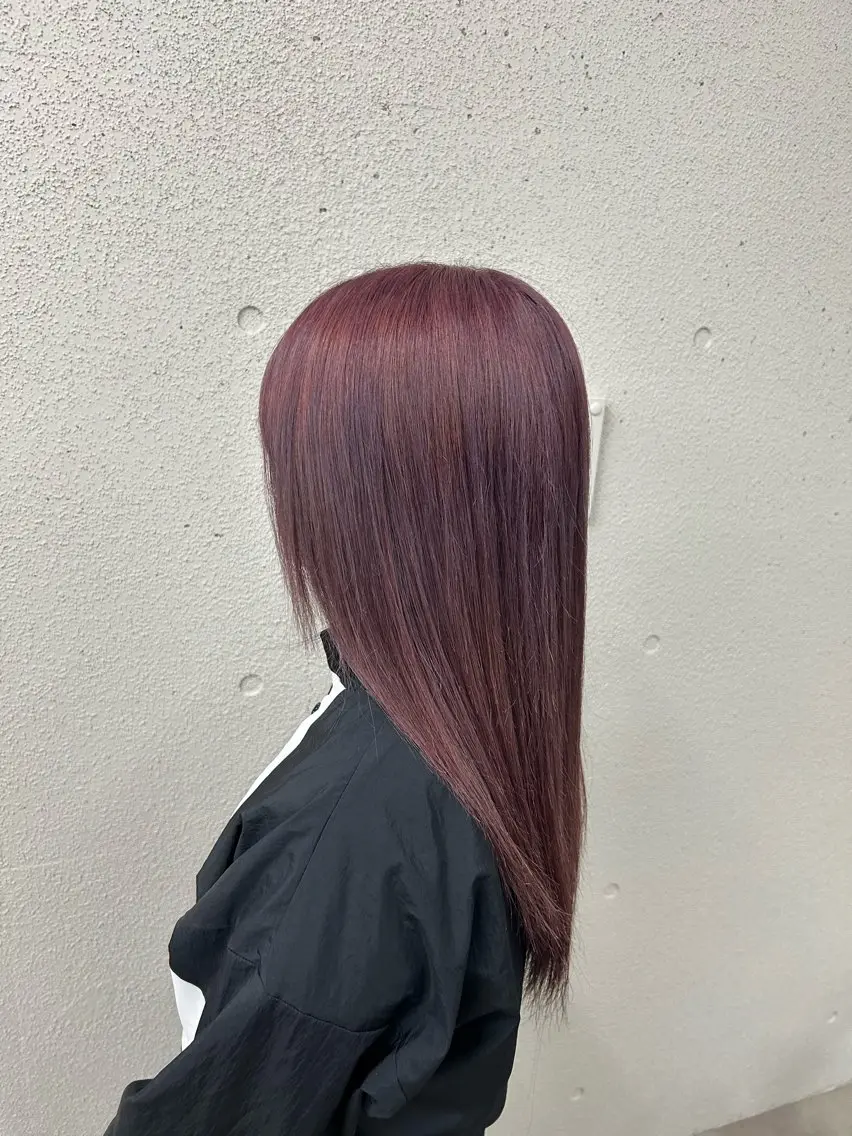 カラー ブリーチ 秦 海来のヘアスタイル