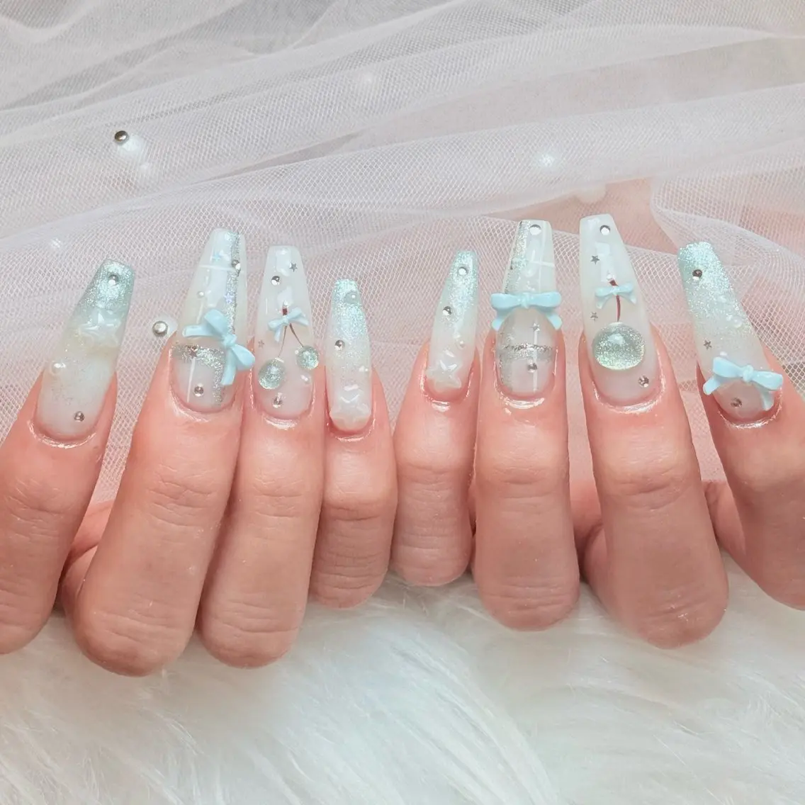 ネイル チークネイル ドット フレンチネイル グラデーション ハート ハンドネイル ハンドケア Nihonthy Nail 新宿のネイルデザイン