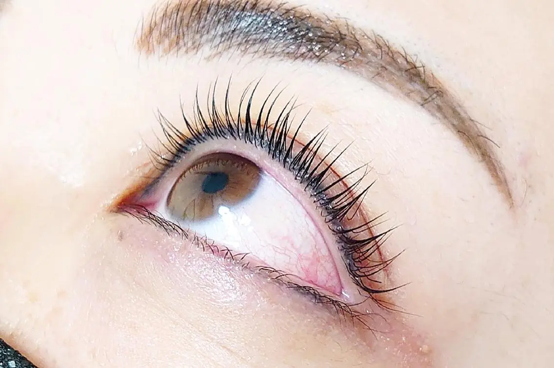 マツエク・マツパ パリジェンヌラッシュリフト eyelash Lのマツエク・マツパデザイン