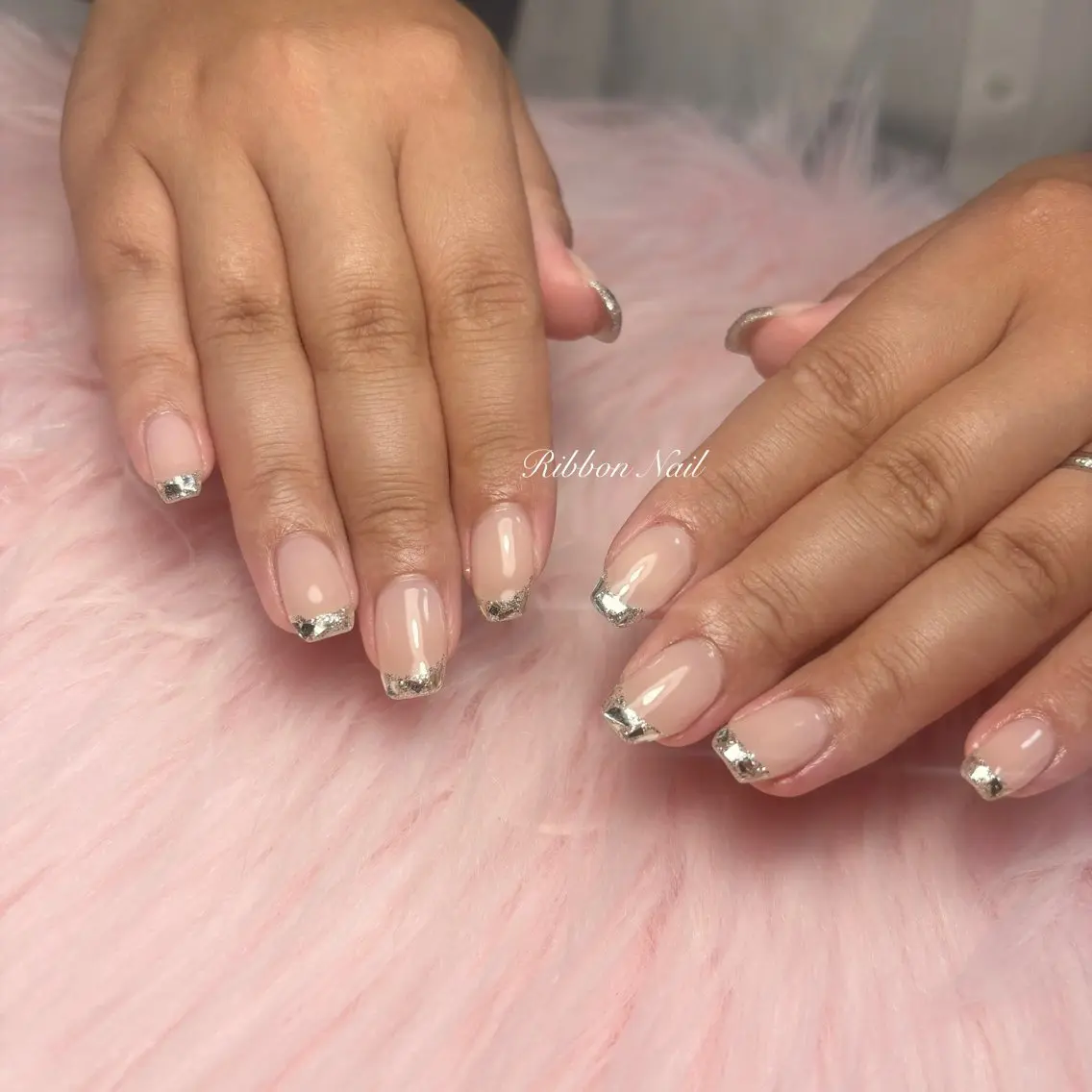 ネイル フレンチネイル ガラスフレンチ Nail Ambra Fusamiのネイルデザイン