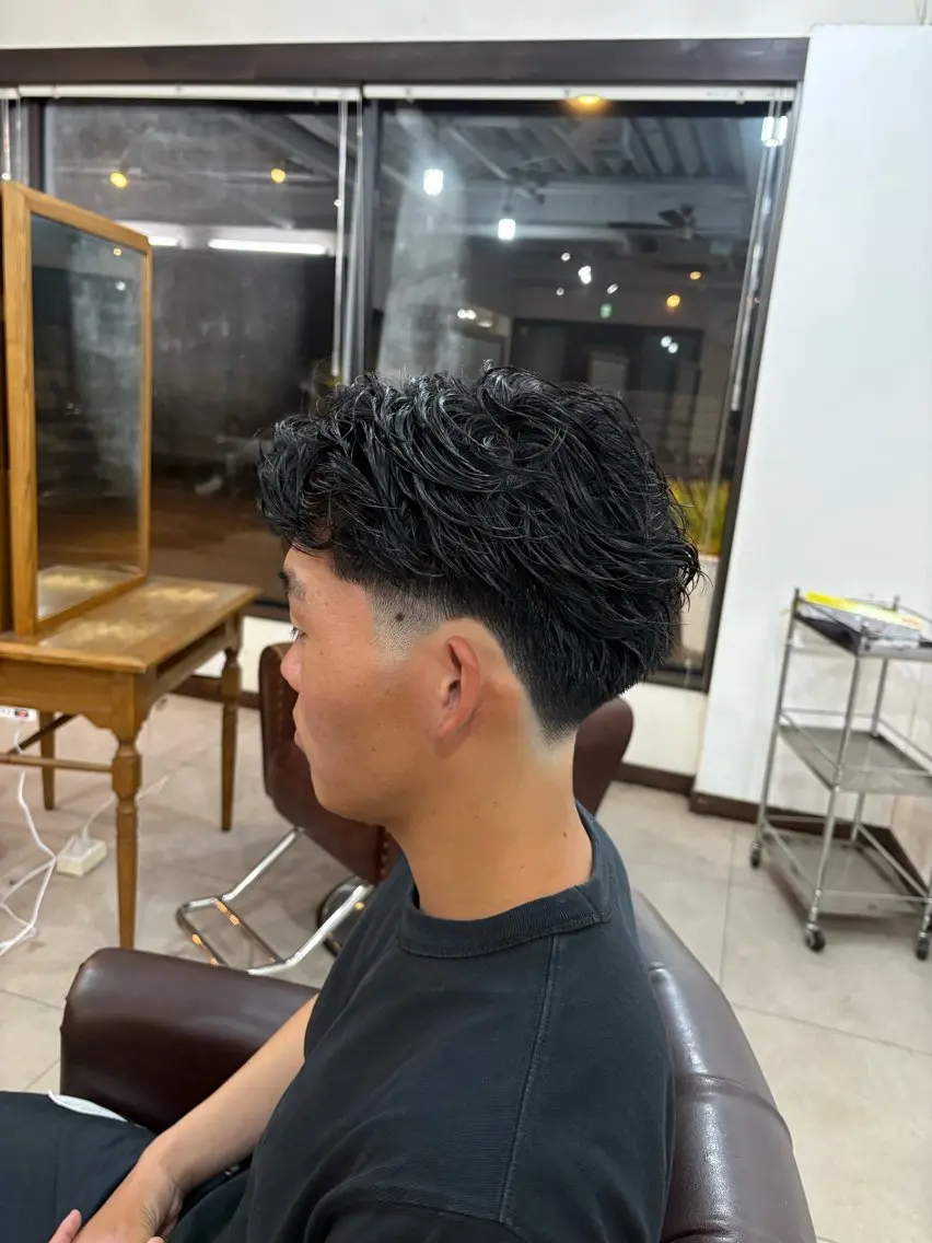 パーマ TIDEHIAR SHUSUKEのヘアスタイル