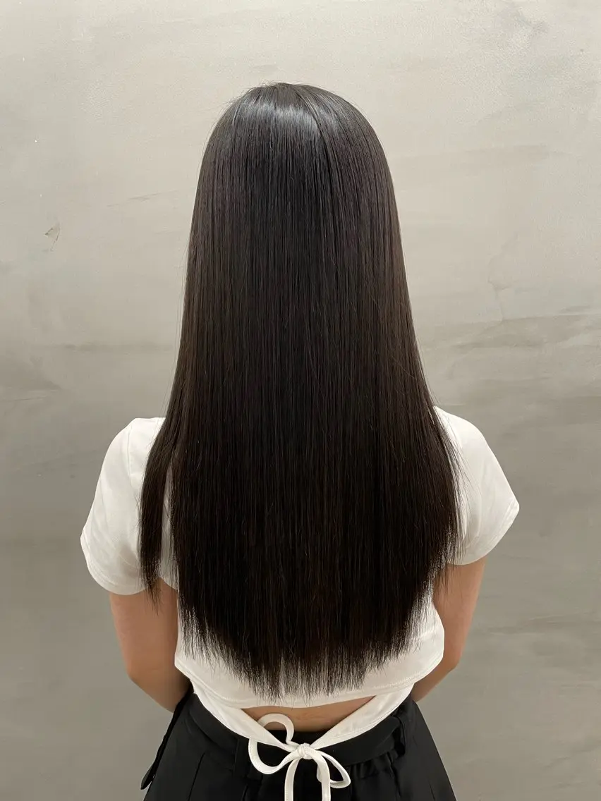 ロング パーマ カット 縮毛矯正 トリートメント 高山🐬髪質改善 池袋で縮毛矯正のヘアスタイル