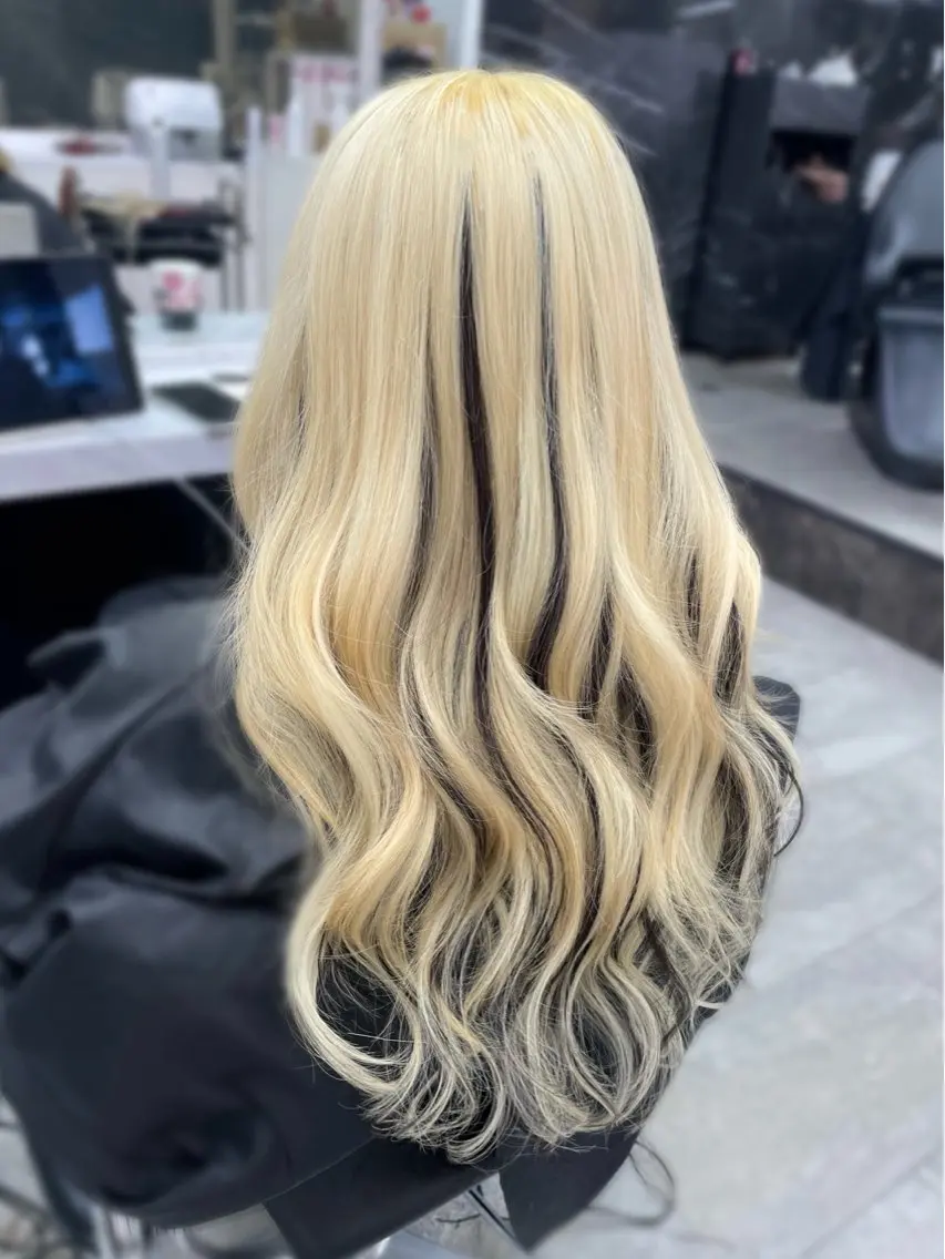 ロング カラー ヘアアレンジ プルエクステ デザインカラー エクステ ヘアカラー エクステ 🎀プルエクステ みまひかる🎀のヘアスタイル
