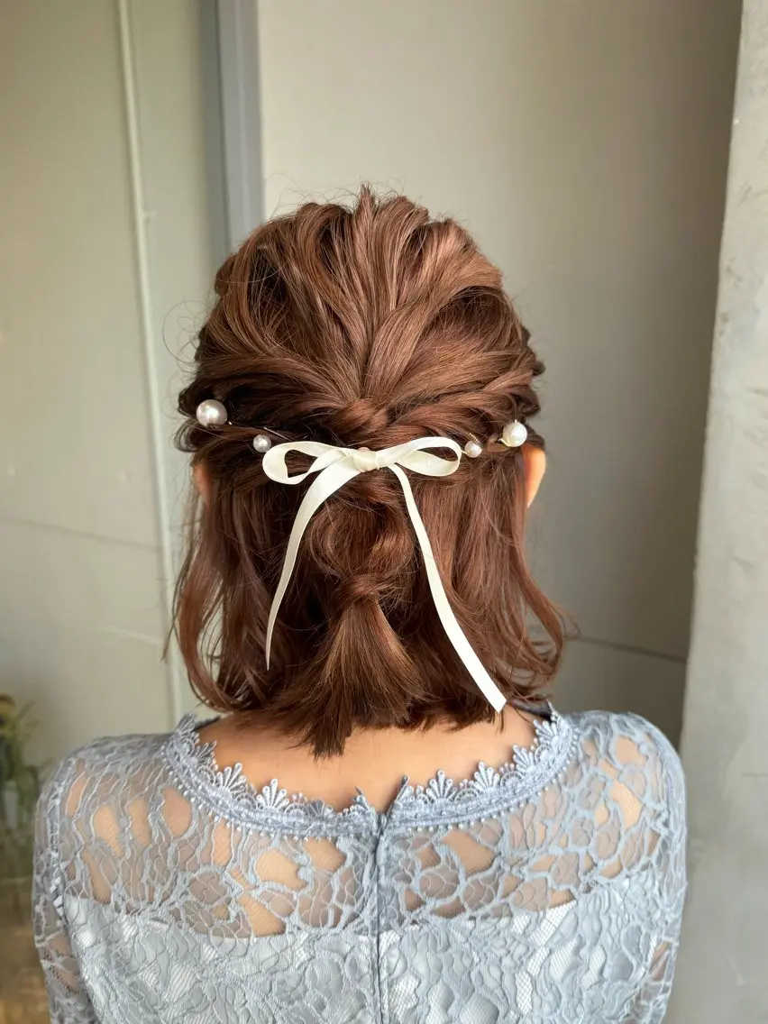 営業中平日限定ヘアアレンジ🌸ライブ前やお出かけ前など簡単なヘアセット〜結婚式セットまでお気軽にお申し付け下さい!🎵の写真