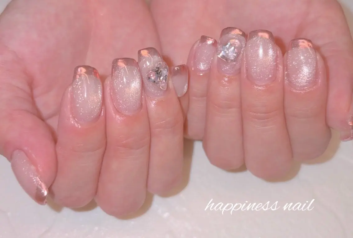 ネイル フレンチネイル マグネットネイル マグネットワンカラー ミラーネイル ワンカラーネイル ハンドネイル happiness nailのネイルデザイン