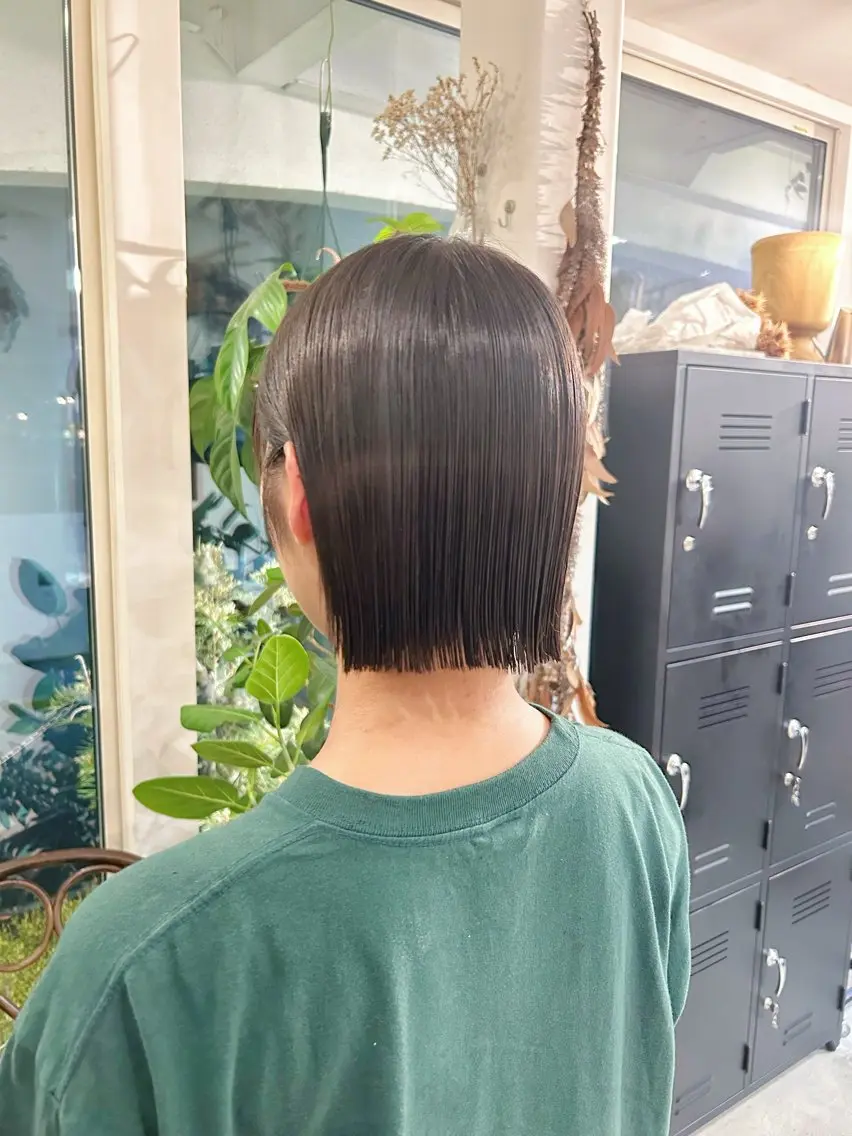 ショート 切りっぱなしボブ ボブ 谷澤 朋佳のヘアスタイル