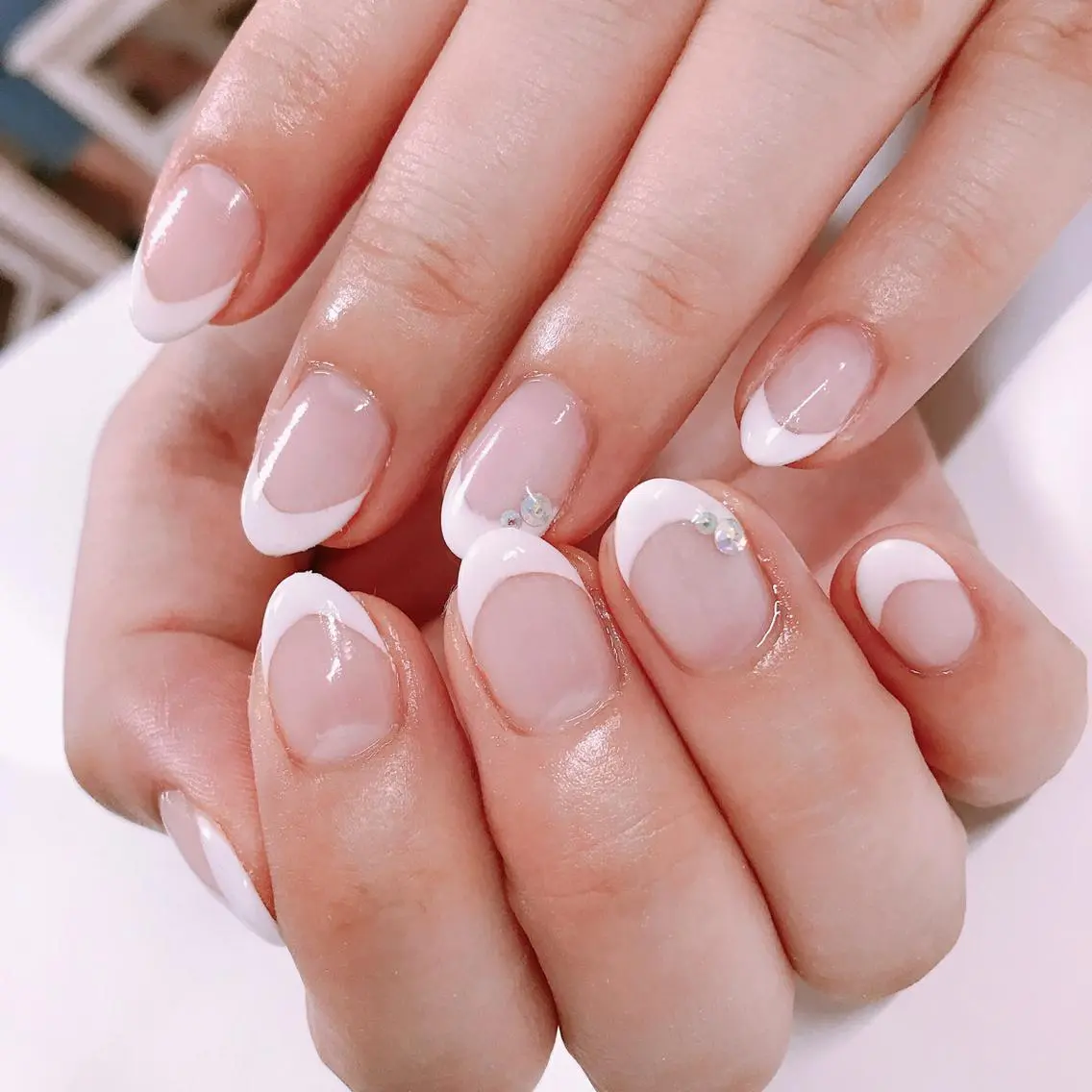 ネイル アートネイル 長さ出し フットネイル グリーン ニュアンスネイル Lily Roseスタッフ一同のマツエク・マツパデザイン