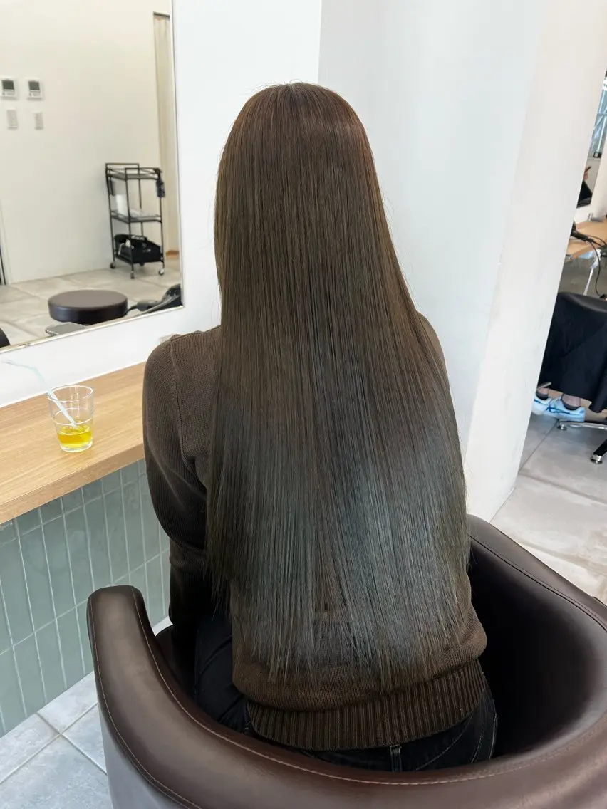 セミロング カラー カット ヘアカラー トリートメント 赤みゼロ/透明感 カラー🌿KANTAのヘアスタイル