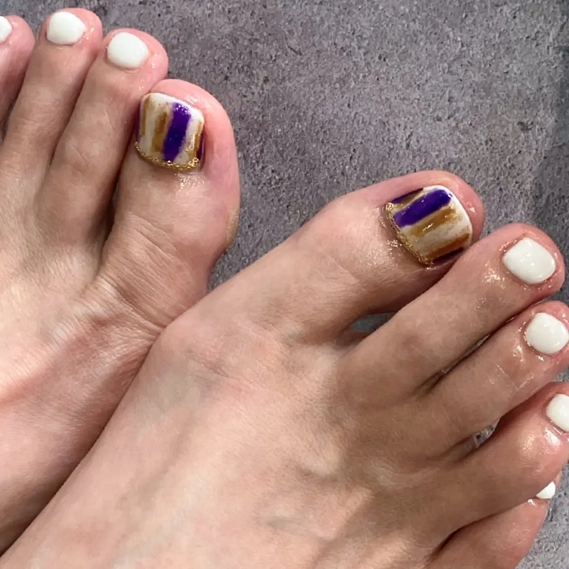 ネイル フットネイル ワンカラーネイル フットネイル felicita fumi🩷のネイルデザイン