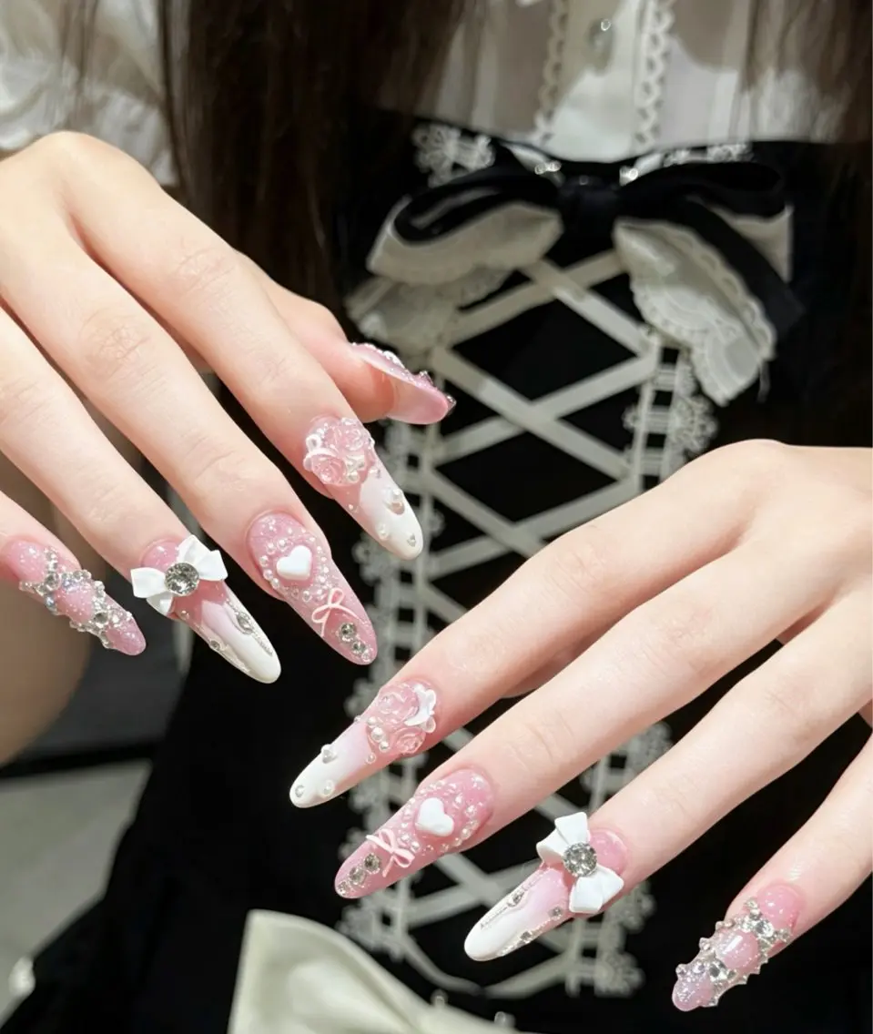 ネイル オーロラネイル べっ甲ネイル チークネイル 成人式 長さ出し ハンドネイル ハンドケア For you. Nail Salonのネイルデザイン